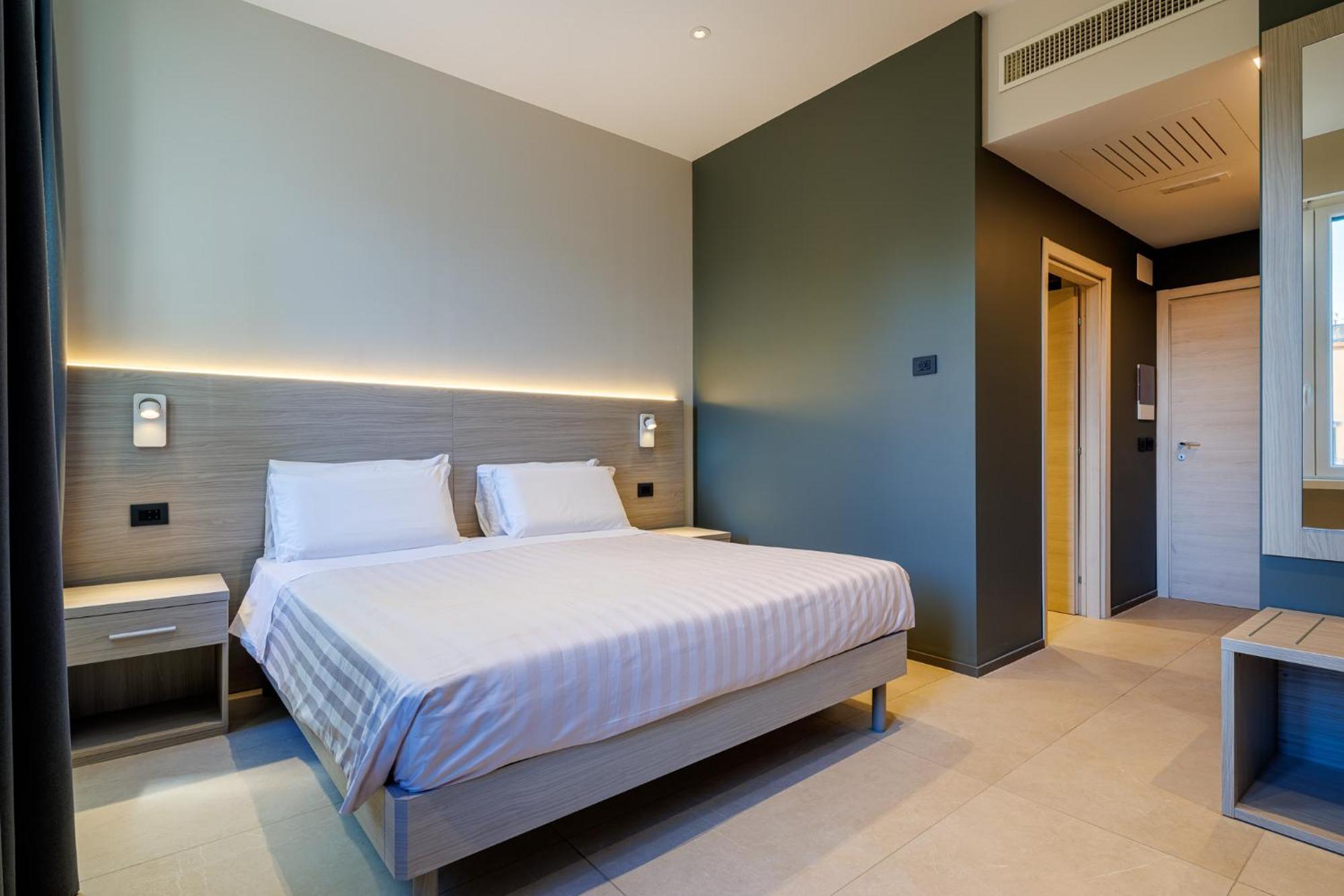 Casa San Giuseppe Hotel Рим Екстериор снимка